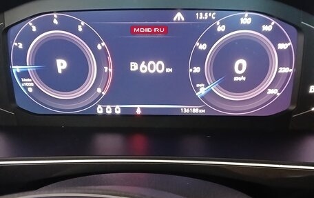 Volkswagen Tiguan II, 2019 год, 2 800 000 рублей, 8 фотография