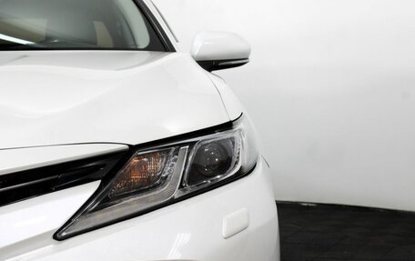Toyota Camry, 2019 год, 2 790 000 рублей, 19 фотография