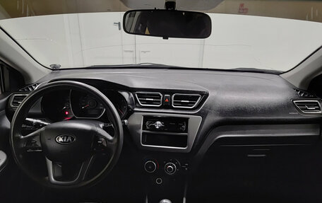 KIA Rio III рестайлинг, 2014 год, 801 000 рублей, 17 фотография