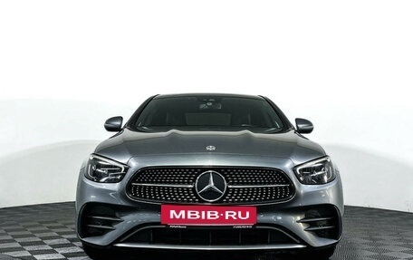 Mercedes-Benz E-Класс, 2022 год, 4 397 000 рублей, 2 фотография