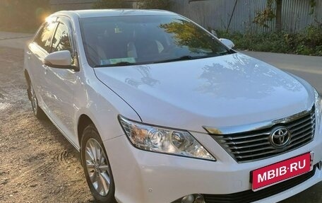 Toyota Camry, 2014 год, 1 850 000 рублей, 1 фотография