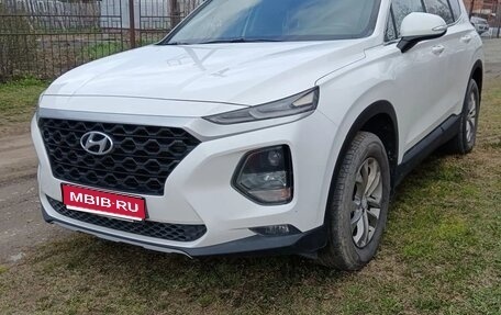 Hyundai Santa Fe IV, 2019 год, 3 000 000 рублей, 1 фотография