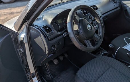 Skoda Fabia II, 2013 год, 600 000 рублей, 13 фотография