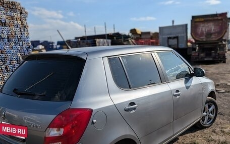 Skoda Fabia II, 2013 год, 600 000 рублей, 2 фотография
