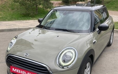 MINI Hatch, 2020 год, 2 290 000 рублей, 4 фотография