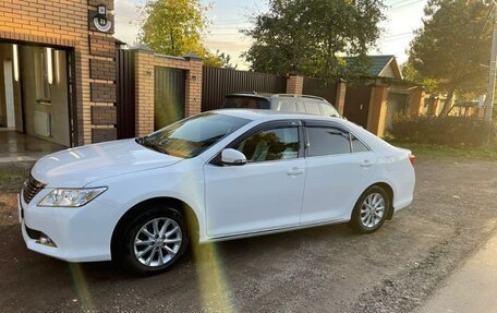 Toyota Camry, 2014 год, 1 850 000 рублей, 2 фотография
