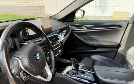 BMW 5 серия, 2018 год, 3 600 000 рублей, 19 фотография