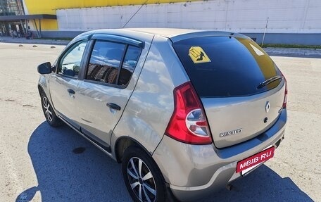 Renault Sandero I, 2012 год, 380 000 рублей, 4 фотография