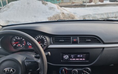 KIA Rio IV, 2018 год, 1 450 000 рублей, 5 фотография