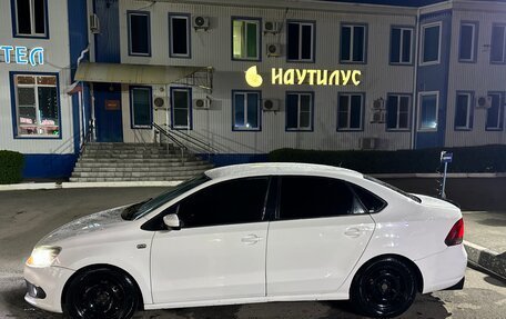 Volkswagen Polo VI (EU Market), 2011 год, 690 000 рублей, 3 фотография