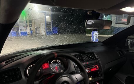 Volkswagen Polo VI (EU Market), 2011 год, 690 000 рублей, 6 фотография