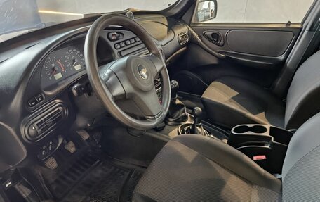Chevrolet Niva I рестайлинг, 2015 год, 549 000 рублей, 7 фотография