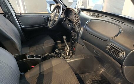Chevrolet Niva I рестайлинг, 2015 год, 549 000 рублей, 8 фотография
