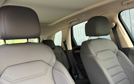 Volkswagen Touareg III, 2025 год, 8 290 000 рублей, 5 фотография