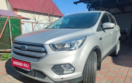 Ford Kuga III, 2019 год, 2 100 000 рублей, 1 фотография