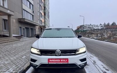 Volkswagen Tiguan II, 2020 год, 2 130 000 рублей, 1 фотография