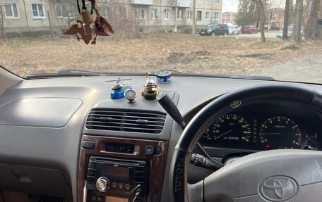 Toyota Ipsum II, 2000 год, 525 000 рублей, 9 фотография