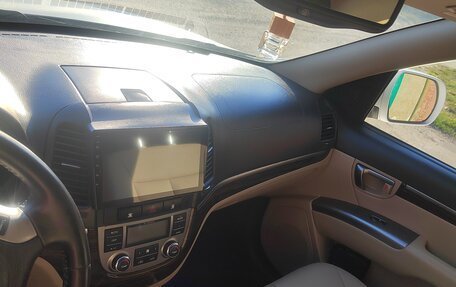 Hyundai Santa Fe III рестайлинг, 2010 год, 1 450 000 рублей, 14 фотография