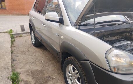 Hyundai Tucson III, 2005 год, 600 000 рублей, 8 фотография