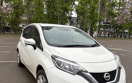 Nissan Note II рестайлинг, 2017 год, 890 000 рублей, 2 фотография