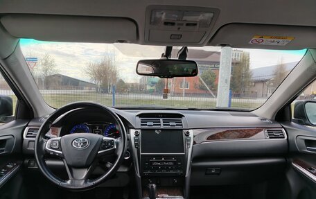 Toyota Camry, 2017 год, 2 950 000 рублей, 8 фотография