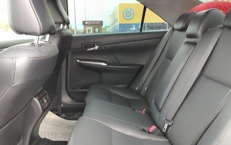 Toyota Camry, 2017 год, 2 950 000 рублей, 10 фотография