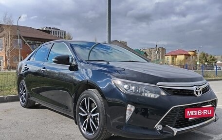 Toyota Camry, 2017 год, 2 950 000 рублей, 3 фотография