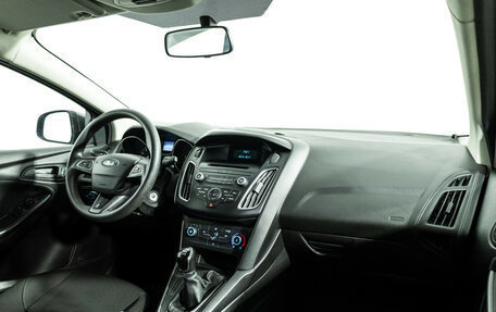 Ford Focus III, 2017 год, 729 777 рублей, 9 фотография