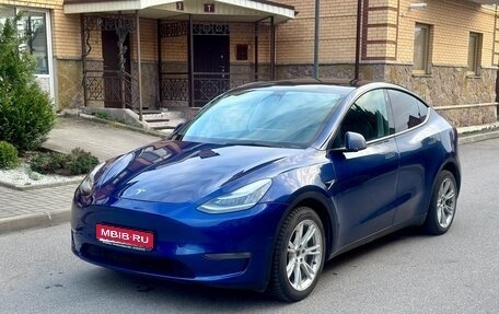 Tesla Model Y I, 2020 год, 3 600 000 рублей, 1 фотография