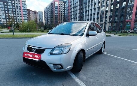 KIA Rio II, 2011 год, 850 000 рублей, 2 фотография