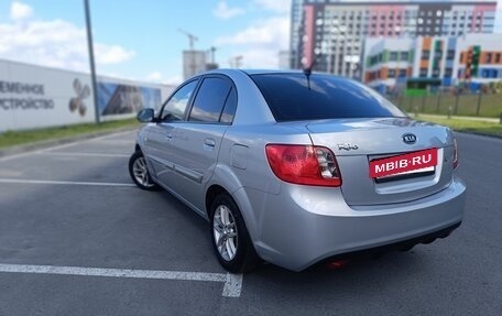 KIA Rio II, 2011 год, 850 000 рублей, 6 фотография
