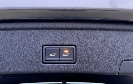 Volkswagen Touareg III, 2020 год, 5 300 000 рублей, 13 фотография