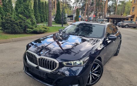 BMW 5 серия, 2024 год, 8 150 000 рублей, 2 фотография