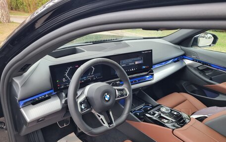 BMW 5 серия, 2024 год, 8 150 000 рублей, 24 фотография