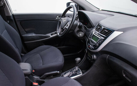 Hyundai Solaris II рестайлинг, 2012 год, 640 000 рублей, 9 фотография