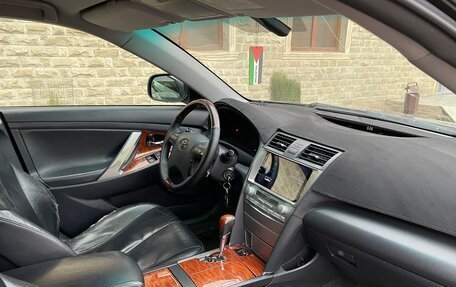 Toyota Camry, 2008 год, 950 000 рублей, 4 фотография