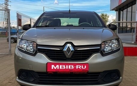 Renault Logan II, 2015 год, 829 000 рублей, 2 фотография