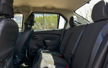Renault Logan II, 2015 год, 829 000 рублей, 10 фотография
