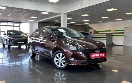 Hyundai Solaris II рестайлинг, 2021 год, 1 725 000 рублей, 5 фотография