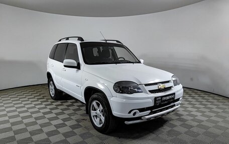 Chevrolet Niva I рестайлинг, 2017 год, 750 000 рублей, 3 фотография
