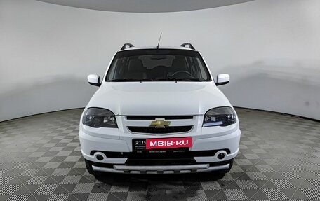 Chevrolet Niva I рестайлинг, 2017 год, 750 000 рублей, 2 фотография