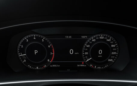 Volkswagen Tiguan II, 2018 год, 2 495 000 рублей, 11 фотография