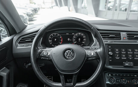 Volkswagen Tiguan II, 2018 год, 2 495 000 рублей, 10 фотография