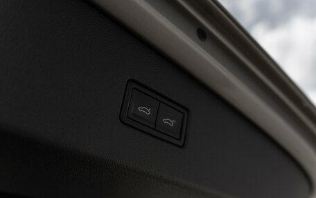 Volkswagen Tiguan II, 2018 год, 2 495 000 рублей, 24 фотография