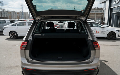 Volkswagen Tiguan II, 2018 год, 2 495 000 рублей, 23 фотография