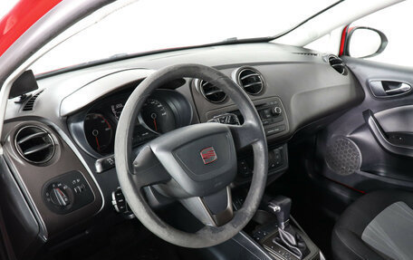 SEAT Ibiza IV рестайлинг 2, 2013 год, 769 000 рублей, 7 фотография