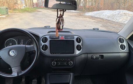 Volkswagen Tiguan I, 2010 год, 900 000 рублей, 6 фотография