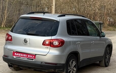 Volkswagen Tiguan I, 2010 год, 900 000 рублей, 3 фотография