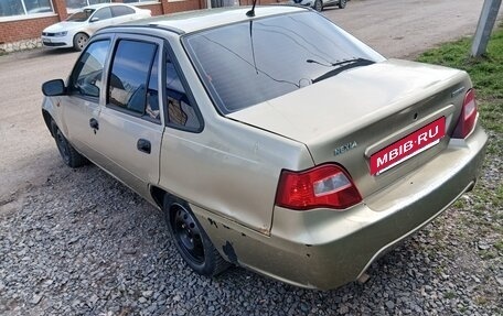 Daewoo Nexia I рестайлинг, 2011 год, 50 000 рублей, 3 фотография
