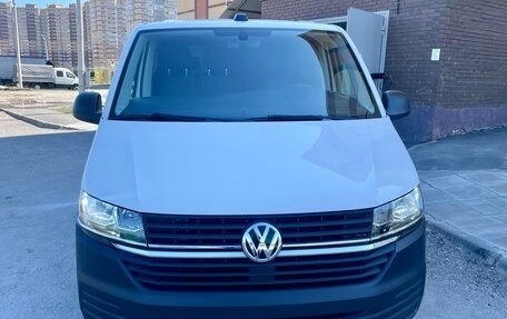 Volkswagen Caravelle T6 рестайлинг, 2019 год, 3 250 000 рублей, 7 фотография